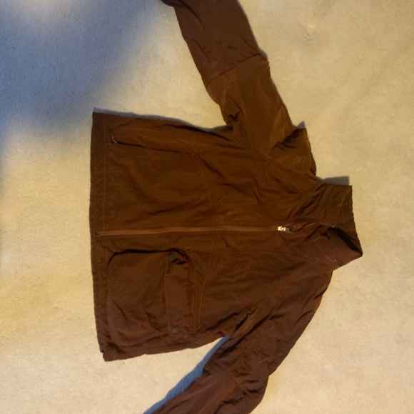 lululemon athletica convertible ripstop hiking jacket sz 6 - Picture 2 of 4